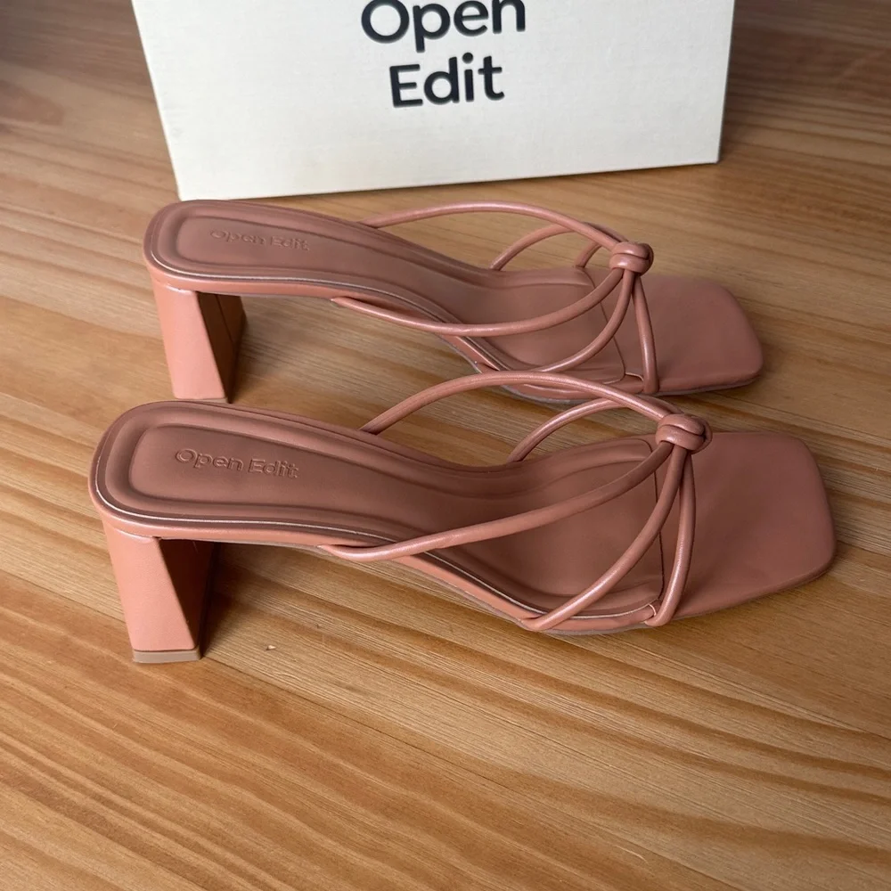 Open Edit Jamie‎ Square Toe Block Heel Sandal in Tan in Cashew Tan NEW IN BOX!